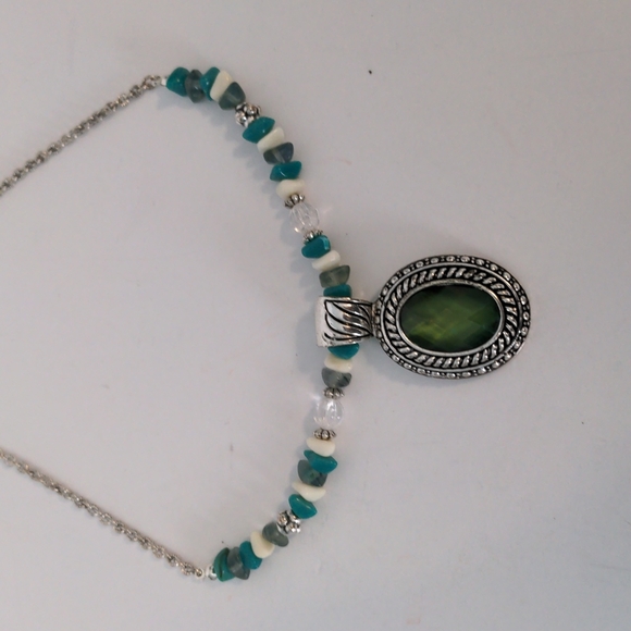 Avon Fashion Jewelry - Picture 4 of 6